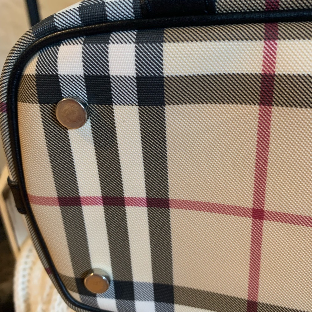 Burberry Beige Checkered Women's - Picture 5 of 15